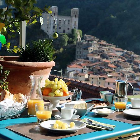 Talking Stones Bed & Breakfast Dolceacqua Bagian luar foto