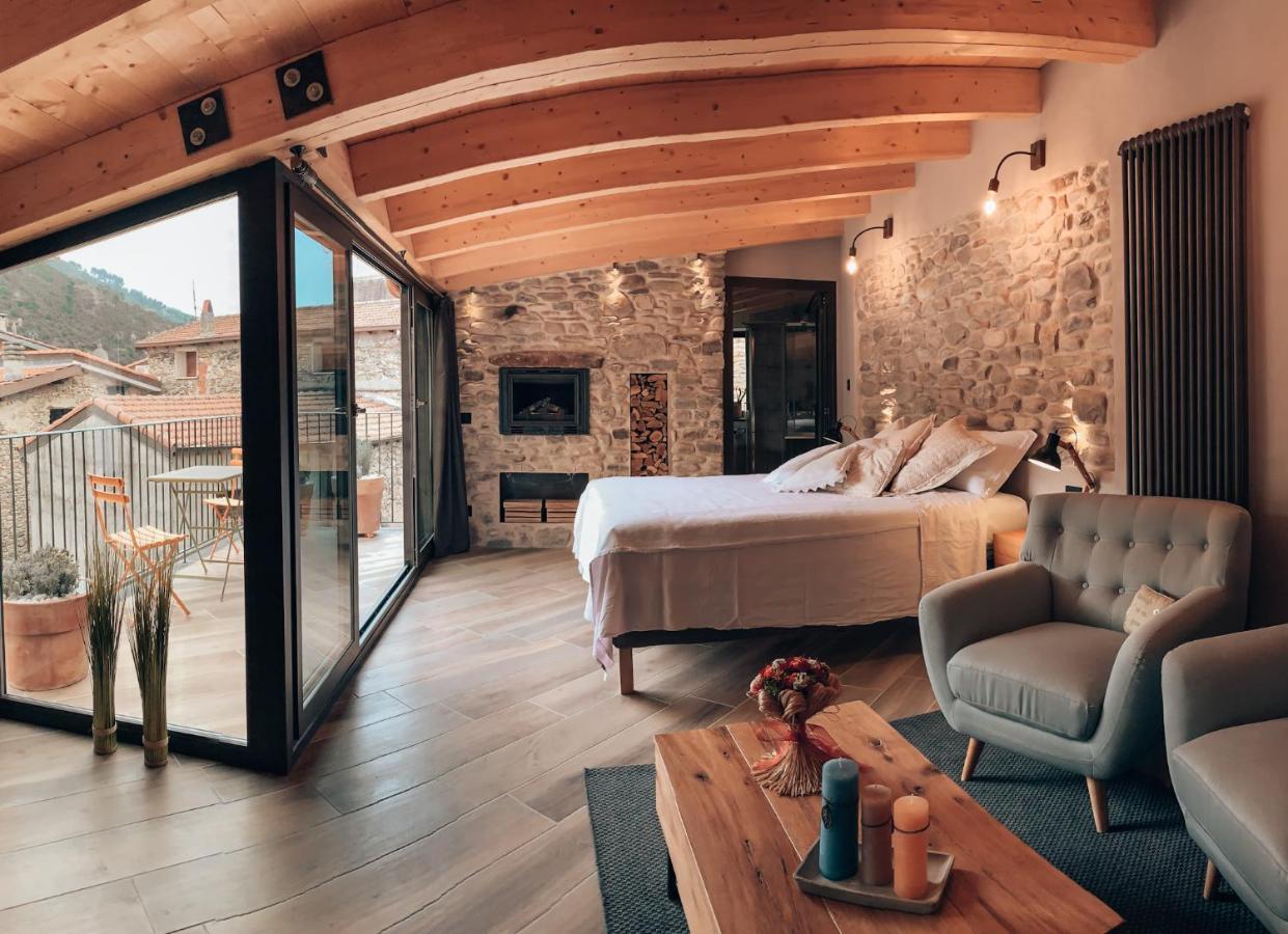 Talking Stones Bed & Breakfast Dolceacqua Bagian luar foto