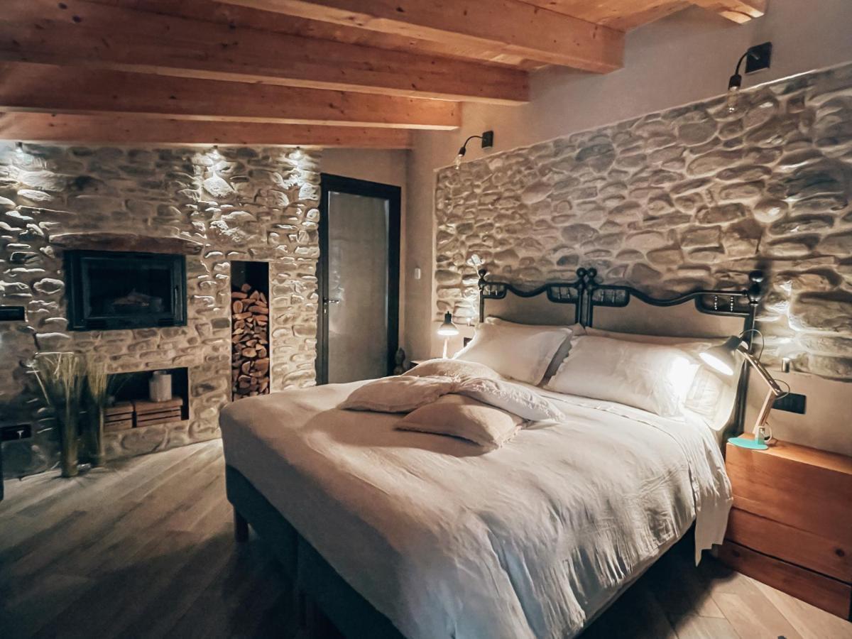 Talking Stones Bed & Breakfast Dolceacqua Bagian luar foto