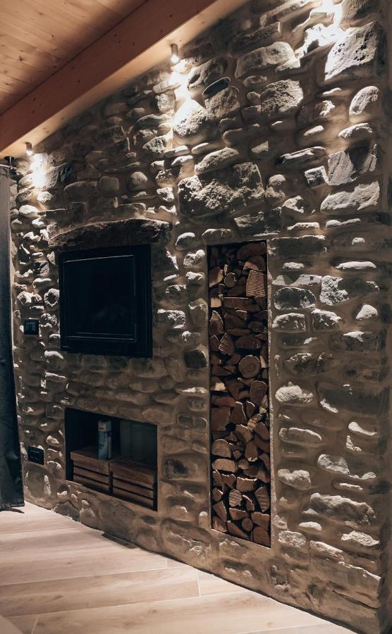 Talking Stones Bed & Breakfast Dolceacqua Bagian luar foto