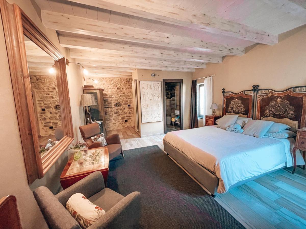 Talking Stones Bed & Breakfast Dolceacqua Bagian luar foto