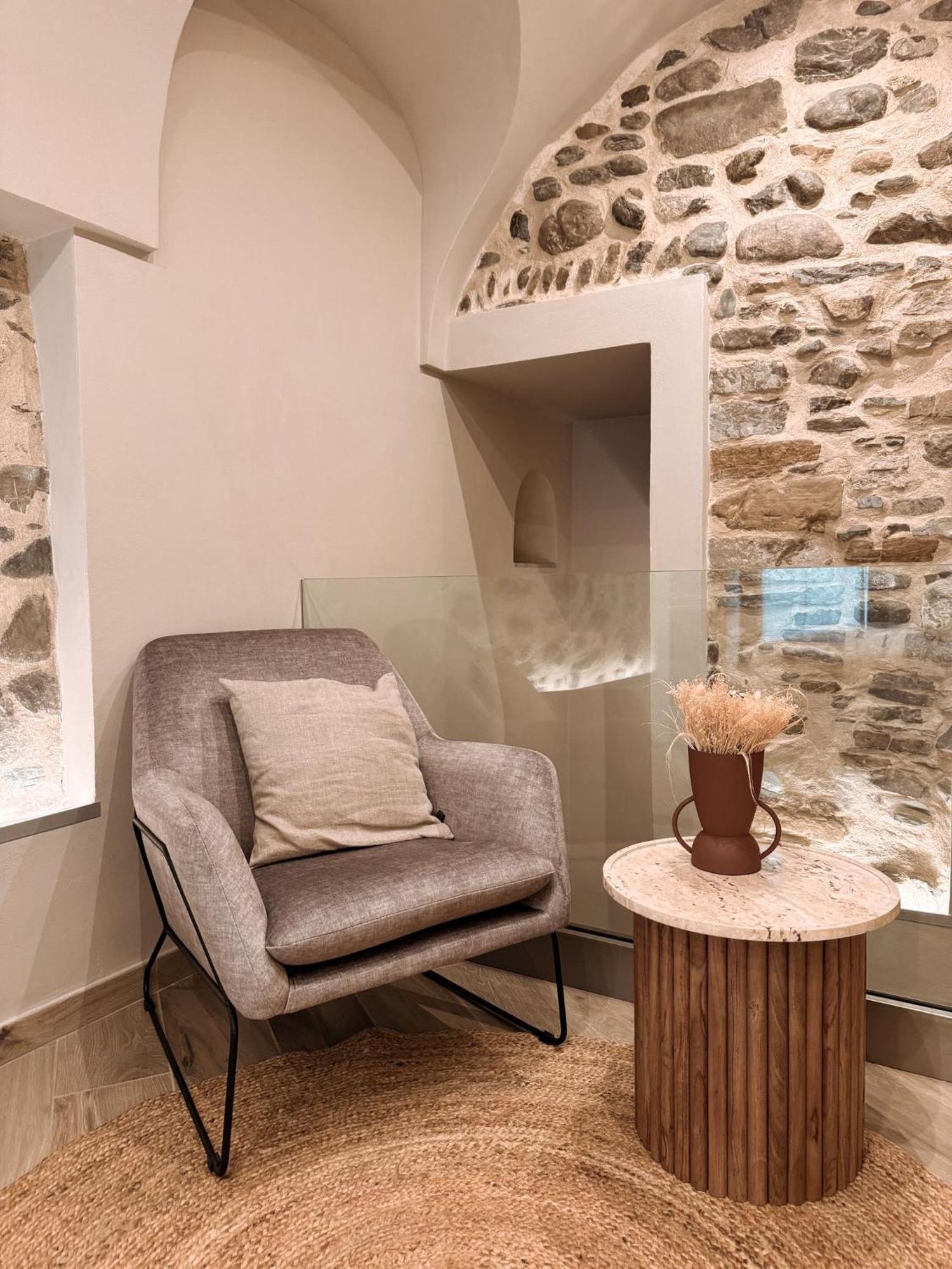 Talking Stones Bed & Breakfast Dolceacqua Bagian luar foto
